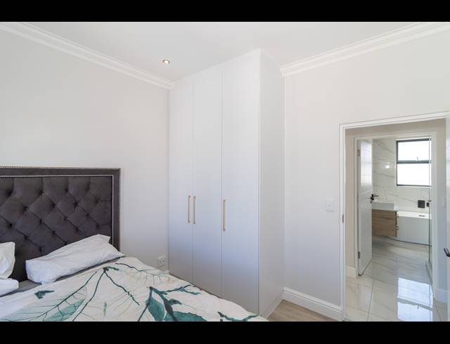 3 BEDROOM HOUSE FOR SALE IN SANDOWN